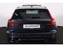 Volvo V60 T6 Recharge AWD Plus Dark Black Edition - Panorama/schuifdak - IntelliSafe Assist & Surround - Parkeercamera achter - Verwarmde voorstoelen, stuur & achterbank - Parkeersensoren voor & achter - Elektr. bedienb. voorstoelen met geheugen - Elektr. inklapbare trekhaak - 19' LMV