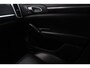 Porsche Cayenne 3.0 S E-Hybrid Aut. | Sportdesign-Pakket | Facelift | 2e Eigenaar | Historie | 21 Inch | Led | Lederen Dashboard