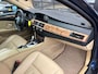 BMW 5-Serie Touring 523i ,Automaat Panodak, Leer, Xenon