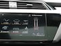 Audi E-tron 50 quattro S edition 71 kWh | Electr.schuif panorama dak | Audi soundsystem | Electr.bedienbare voorstoelen | Apple Carplay | Navigatie | Stoelverwarming voor en achter  | Wifi | Parkeersensoren voor en achter | Sportst