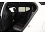 Volvo XC40 P8 Recharge AWD R-Design 3-Fase [ Navi Stoelverwarming Trekhaak ]