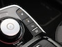 Kia e-Niro DynamicPlusLine 64 kWh | Automaat | Panoramadak | Navigatie | Apple Carplay / Android Auto | Parkeer sensoren | Half Leder | Stoel verwarming | Stuur verwarming | Cruise control | Climate control | DAB |