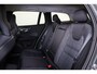 Volvo V60 T6 Plug-in hybrid AWD Core - IntelliSafe Assist & Surround - 360º Camera - Harman Kardon audio - Verwarmde voorstoelen, stuur & achterbank - Parkeersensoren voor & achter - 19' LMV
