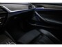 BMW 5-Serie Touring 530e xDrive Business Edition Plus | COPILOT / PARKING- PACK | STUURVERWARMING | HOUTAFWERKING | HEAD UP | TREKHAAK
