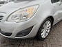 Opel Meriva 1.4 Turbo Cosmo | Climate control | Navigatie | Panorama-dak | Cruise control | Elektrisch Pakket | AGR stoelen | Parkpilot | 17" LM-Velgen | Trekhaak | All-Season banden