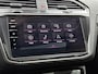 Volkswagen Tiguan 1.4 TSI eHybrid R-Line Business+ | VERWACHT | PANO-SCHUIFDAK | NAVIGATIE | ACHTERUITRIJCAMERA | | TREKHAAK | PARKEERSENSOREN | STUUR- EN STOELVERWARMING |