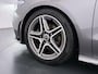 Mercedes-Benz CLA 180 AMG Business Solution | Sfeerverlichting | Stoelverwarming Voor | Smartphone Integratie | DAB+ radio | Achteruitrij Camera