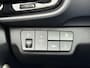 Kia Stonic 1.0 T-GDi DynamicLine Climate Control / Stoel & Stuur verwarming / Trekhaak / Camera / All-Seasons / Bluetooth / Android&Apple Carplay