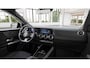 Mercedes-Benz GLA 180 AMG Line | Panoramadak | Burmester | Stoelverwarming | 19" lichtmetalen velgen |