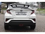 Toyota C-HR 1.8 Hybrid Bi-Tone | LED | 100% onderhouden | Camera | ACC | BSM | 12 mnd BOVAG garantie | Whatsapp 06-5318899