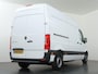 Mercedes-Benz eSprinter L2 H2 | 55 kWh | ACHTERUITRIJCAMERA | STOELVERWARMING | AIRCO | DAB+ RADIO | COMPLETE LAADRUIMTE BETIMMERING | OPSTAP TOT LAADRUIMTE | STOEL - STOEL COMFORT