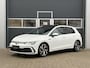 Volkswagen Golf 1.5 eTSI R-Line | Pano | LED | Sfeer | ACC | Camera | Dodehoek |
