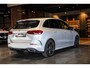 Mercedes-Benz B-klasse 180 Business Solution AMG Sportstoelen Leder, Camera, MBUX, Night/ Spiegel/ Ambiente/ Design/ Seat Comfort pakket, Agility Control, Digitaal Dashboard, DAB, Lmv 18''