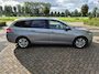 Peugeot 308 SW 1.2 PureTech Blue Lease Executive