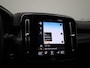 Volvo XC40 T4 PHEV R-Design | AUTOMAAT | ACHTERUITRIJCAMERA | ELEKTRISCHE KOFFERKLEP | STUURVERWARMING | STOELVERWARMING | APPLE CARPLAY | CLIMATE CONTROL | CRUISE CONTROL |