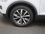 Volkswagen T-Roc 1.5 TSI Style | Automaat | Apple Carplay / Android Auto | Trekhaak | Navigatie | Virtual Cockpit | Panoramadak | Stoelverwarming | Adaptieve Cruise Control | Climate Control | Lichtmetalen Velgen |