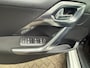 Peugeot 2008 1.2 /Navi/Airco/cruise/bluetooth/park sensoren