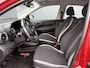 Hyundai i10 1.0 Comfort / 1e Eigenaar / Dealer Onderhouden / NL Auto / Parkeersensoren Achter / Navigatie via Apple Carplay & Android Auto /