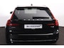 Volvo V90 T6 Recharge AWD Core Bright - IntelliSafe Assist & Surround - Harman/Kardon audio - Adaptieve LED koplampen - Parkeercamera achter - Verwarmde voorstoelen, stuur & achterbank - Parkeersensoren voor & achter - Elektr. bedienb. voorstoelen met geheugen - Extra getint glas - Elektr. inklapbare trekhaak - 19' LMV