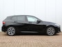 BMW 1-Serie 120 | Stoelverwarming | Harman & Kardon | 18'' Y-spaak velgen | Keyless | Achteruitrijcamera