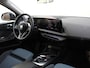 BMW 1-Serie 120 | Stoelverwarming | Harman & Kardon | 18'' Y-spaak velgen | Keyless | Achteruitrijcamera