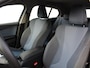 BMW 1-Serie 120 | Stoelverwarming | Harman & Kardon | 18'' Y-spaak velgen | Keyless | Achteruitrijcamera