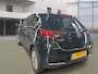 Mazda 2 1.5 Skyactiv-G Luxury, 1e Eig! Camera! Carplay! VERWACHT!!