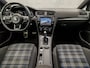 Volkswagen Golf 1.4 TSI GTE 204Pk Automaat (SCHUIFDAK, APPLE CARPLAY, NAVIGATIE, CLIMATE, SPORTSTOELEN, PARKEERSENSOREN, LM VELGEN, CRUISE, NIEUWSTAAT)
