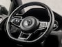 Volkswagen Golf 1.4 TSI GTE 204Pk Automaat (SCHUIFDAK, APPLE CARPLAY, NAVIGATIE, CLIMATE, SPORTSTOELEN, PARKEERSENSOREN, LM VELGEN, CRUISE, NIEUWSTAAT)