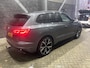 Volkswagen Touareg 3.0 TSi 4MOTION R | Panoramadak | Head-Up | Trekhaak | Dynaudio | 360° Camera | ACC