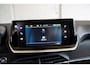Peugeot e-208 EV Active 50 kWh | Achterbank in delen neerklapbaar | Airco (automatisch) | Apple Carplay/Android Auto|telefoonintegratie premium