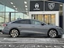 Volkswagen ID.7 Pro Business 77 kWh | Stoelmassage/-verwarming/-verkoeling | Apple Carplay/Android Auto | Sfeerverlichting | Navigatie | Adaptive Cruise Control | Climate Control | Draadloze Telefoonlader | Harman Kardon Audiosysteem |