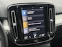 Volvo XC40 1.5 T2 Momentum Business | Parkeercamera | Parkeersensoren voor en achter | BLIS | Stoel- en stuurverwarming