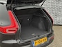 Volvo XC40 1.5 T2 Momentum Business | Parkeercamera | Parkeersensoren voor en achter | BLIS | Stoel- en stuurverwarming