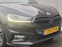 Skoda Fabia 1.0 TSI Monte Carlo Automaat / Digitale cockpit / Apple Carplay Android Auto / Stuur-, en Stoel verwarming / Achteruitrijcamera / Keyless Entry/Start / Cruise control / Trekgewicht 1100 kg / Parkeersensoren voor en achter / Climate control /