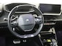Peugeot 2008 1.2 PureTech GT Pack | Schuifdak | Stoelverwarming | Alcantara | 18 Inch |