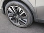 Peugeot 2008 1.2 PureTech GT Pack | Schuifdak | Stoelverwarming | Alcantara | 18 Inch |