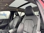 Volvo XC40 1.5 T5 Ultimate Dark | Adaptieve Cruise Control | Trekhaak | Schuif -/ Kanteldak | Stoel + Stuurverwarming | 360 Camera | Harman Kardon Audio | Keyless | Memory | Adaptieve Koplampen |