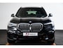 BMW X5 xDrive30d High Executive M Sport - Trekhaak - Panoramadak - Comfortstoelen - Warmte Comfort Pack - CraftedClarity - Getinte Ruiten - Comfort Access - Active Cruise Control - Parking Assistant Plus -