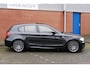 BMW 1-Serie 118i M-SPORT. nieuwe ketting. navi. stoelverwarming. schuifdak. clima.
