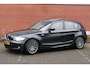 BMW 1-Serie 118i M-SPORT. nieuwe ketting. navi. stoelverwarming. schuifdak. clima.