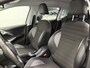 Peugeot 2008 1.2 PureTech Allure Navigatie Parkeersensoren achter Cruise Control Climate Control Half leder Lichtmetalen velgen Getinte ramen