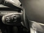 Peugeot 2008 1.2 PureTech Allure Navigatie Parkeersensoren achter Cruise Control Climate Control Half leder Lichtmetalen velgen Getinte ramen
