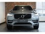 Volvo XC90 D4 90th Anniversary Edition | 1ste Eigenaar | Dealeronderhouden | Stoelverwarming | Parkeercamera | Parkeersensoren voor + achter | Volvo on Call | 20'' Lichtmetalen velgen | Dealeronderhouden | Lederen Bekleding | Apple Carplay/Android Auto | Cruise Control Adaptief met Stop&Go en stuurhulp