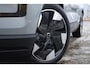 Volvo EX30 Single Motor Extended Range Plus 69 kWh | Adaptieve Cruise Control | Donker Getint Glas | Warmtepomp |