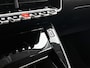 Peugeot 208 Allure 100pk | Navigatie | Climate Control | Cruise Control | Parkeersensoren v+a | Armsteun | Digitaal instrumentenpaneel | Draadloze Apple Carplay / Android Auto | DAB+ radio | All seasonbanden | Led koplampen | Donker getint glas | 16" lichtmetalen velgen |