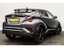 Toyota C-HR 1.8 Hybrid Dynamic | Two Tone | Adapt. Cruise | 18 inch | Camera | PDC | Climate Control