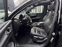 Volvo XC40 1.5 T3 R-Design | Schuif-Kantel Dak | Leder Interieur | Camera | Stoelverwarming |