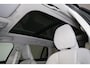 Volvo V60 T8 Recharge AWD Ultra Dark - Panorama/schuifdak - IntelliSafe Assist & Surround - 360º Camera - Harman/Kardon audio - Adaptieve LED koplampen - Verwarmde voorstoelen, stuur & achterbank - Parkeersensoren voor & achter - Elektr. bedienb. voorstoelen met geheugen - Geventileerde voorstoelen - Head up display - Extra getint glas - 19' LMV