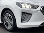 Hyundai Ioniq 1.6 GDi PHEV Premium Automaat / Dealer onderhouden / Batterijgarantie 8 jaar 160.000 km / Afneembare trekhaak 750 kg / Leder / Stoelventilatie / Stuur-, stoel- en achterbankverwarming / Infinity audio / Apple Carplay Android / 16" LM + All Season banden /